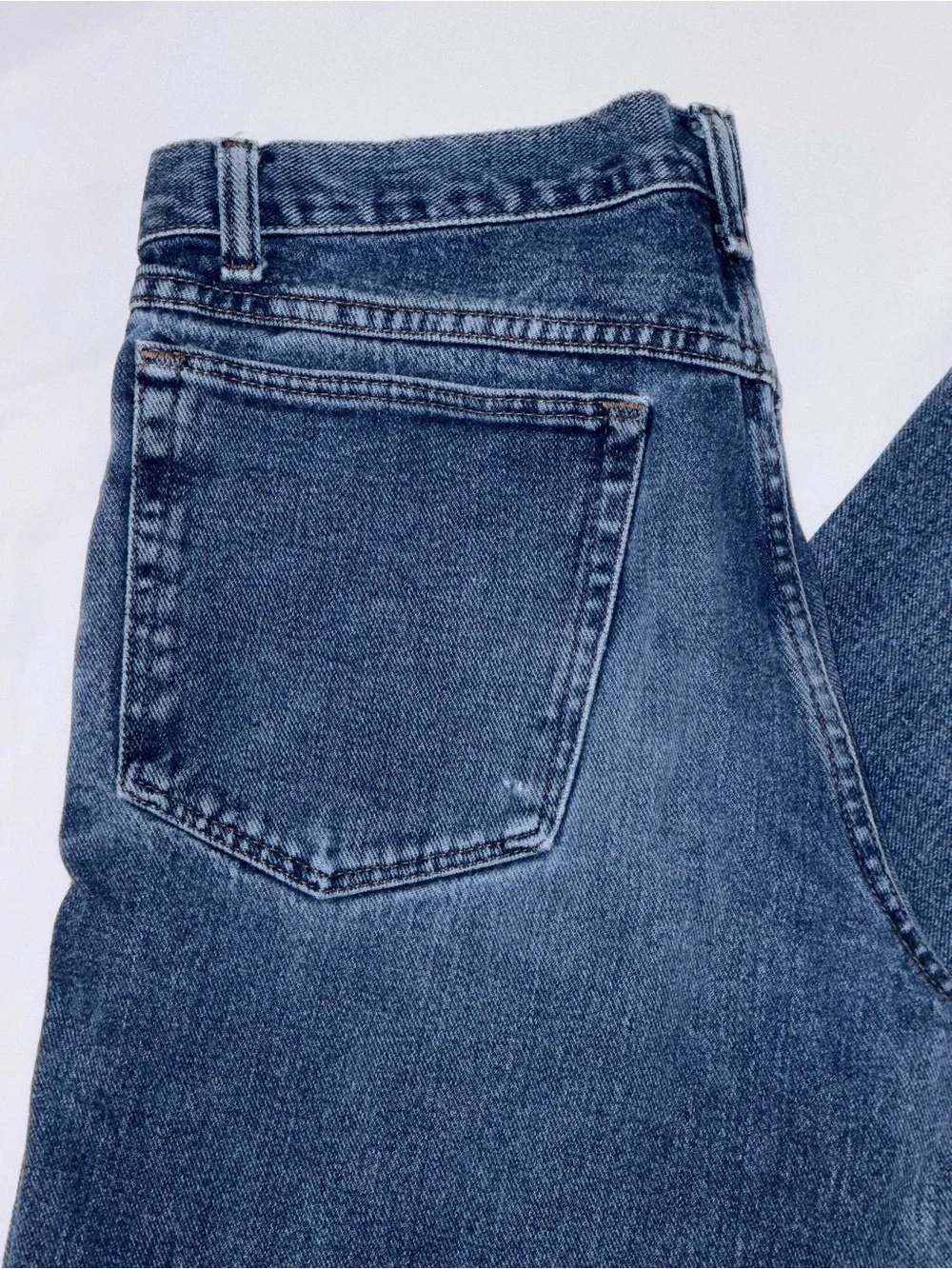 Vintage 90s Wrangler USA Retro Y2K Medium Blue Wash Denim Straight Leg Jeans 30”